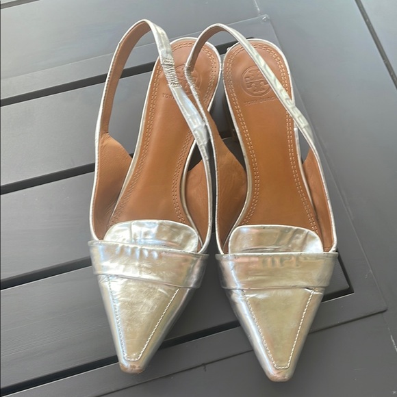 Tory Burch silver slingback block heels - Picture 2 of 12